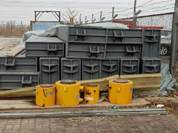 62-千斤頂、鋼梁